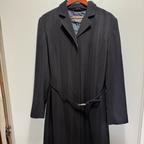 Apropos Black Belted Trench Coat Size Medium - Picture 2 of 15